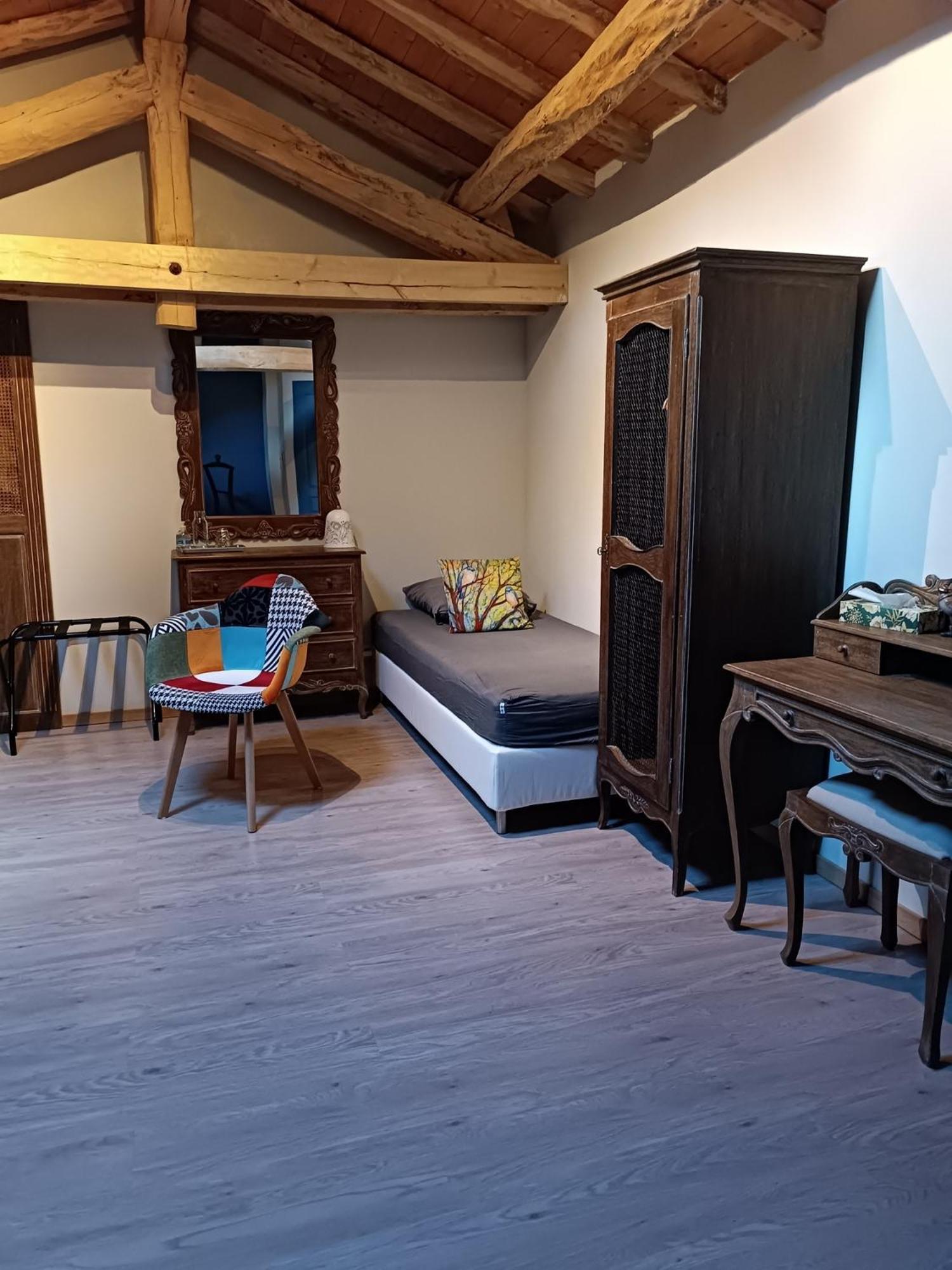 Le Jardin Des Cedres Hotel Lavaur  Room photo