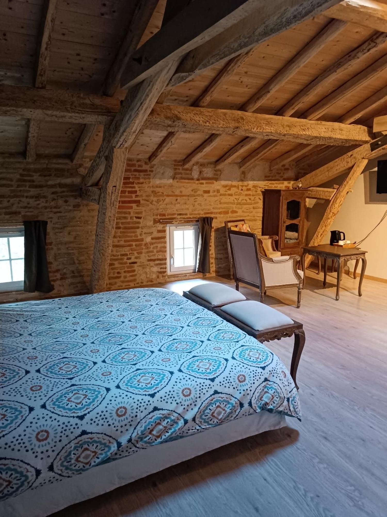 Le Jardin Des Cedres Hotel Lavaur  Room photo